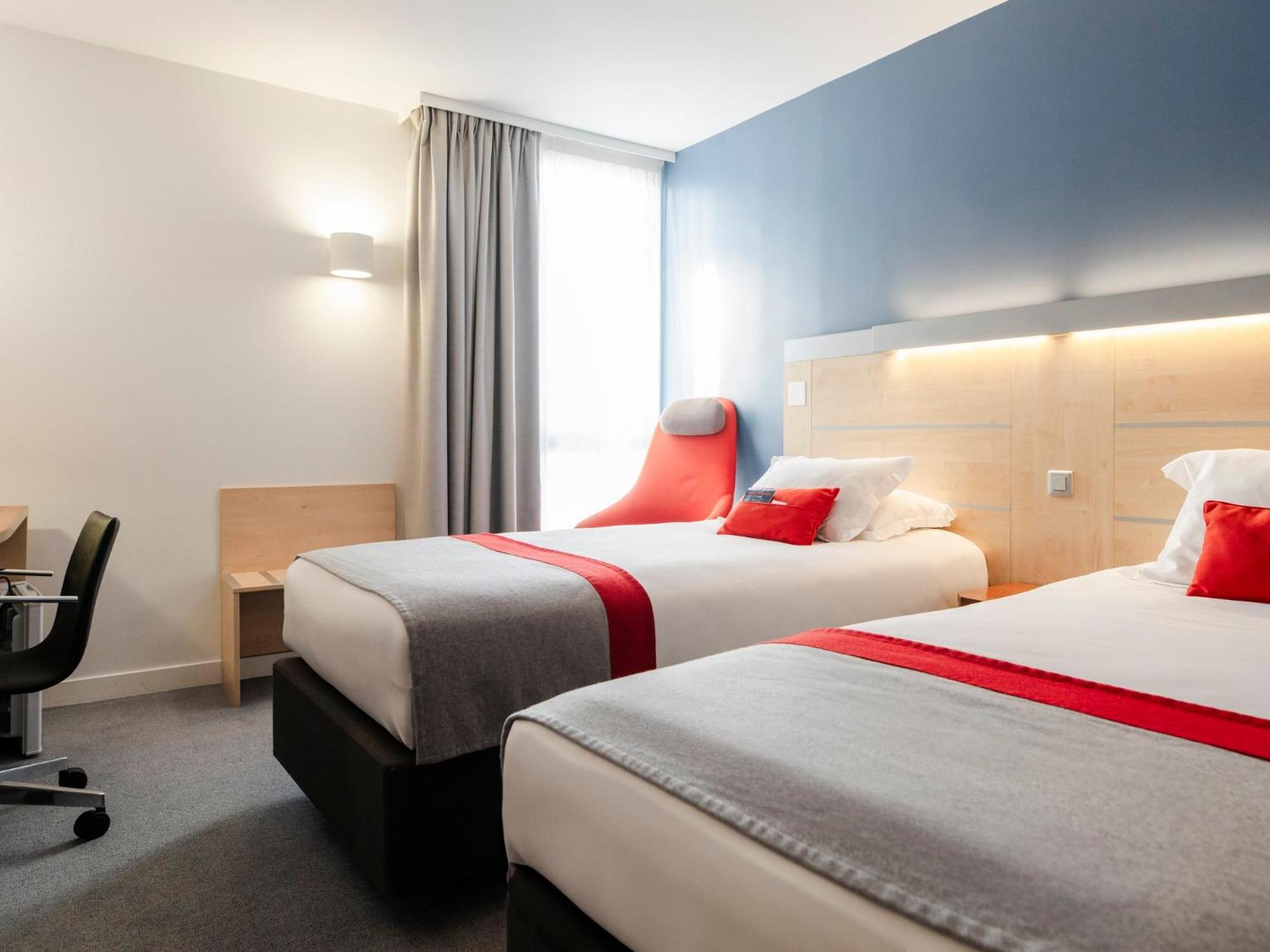 Holiday Inn Express Saint-Nazaire By Ihg Kültér fotó