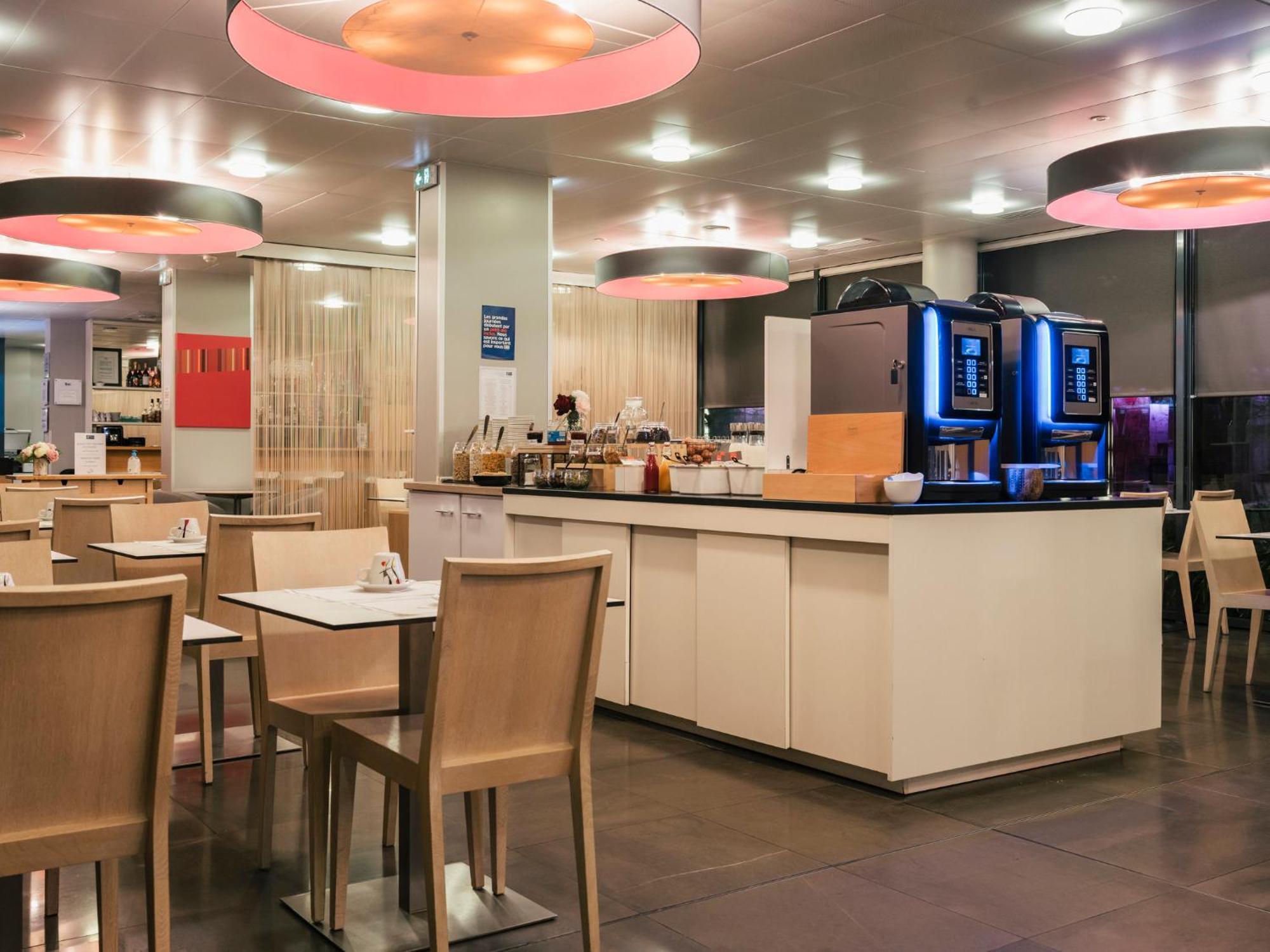 Holiday Inn Express Saint-Nazaire By Ihg Kültér fotó