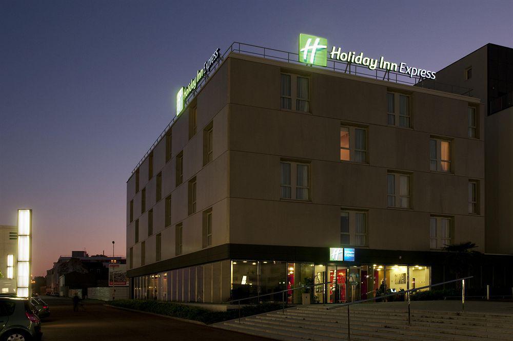 Holiday Inn Express Saint-Nazaire By Ihg Kültér fotó
