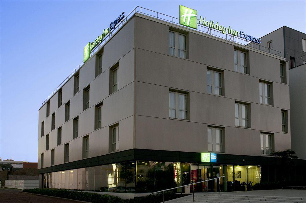 Holiday Inn Express Saint-Nazaire By Ihg Kültér fotó